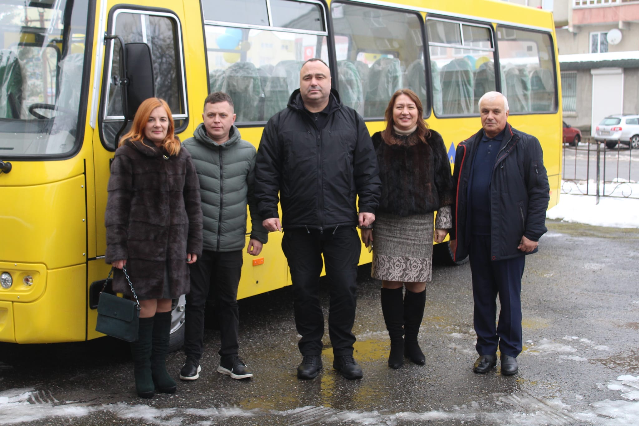 «Ярмолинецький агропромисловий центр професійної освіти» отримав шкільний автобус